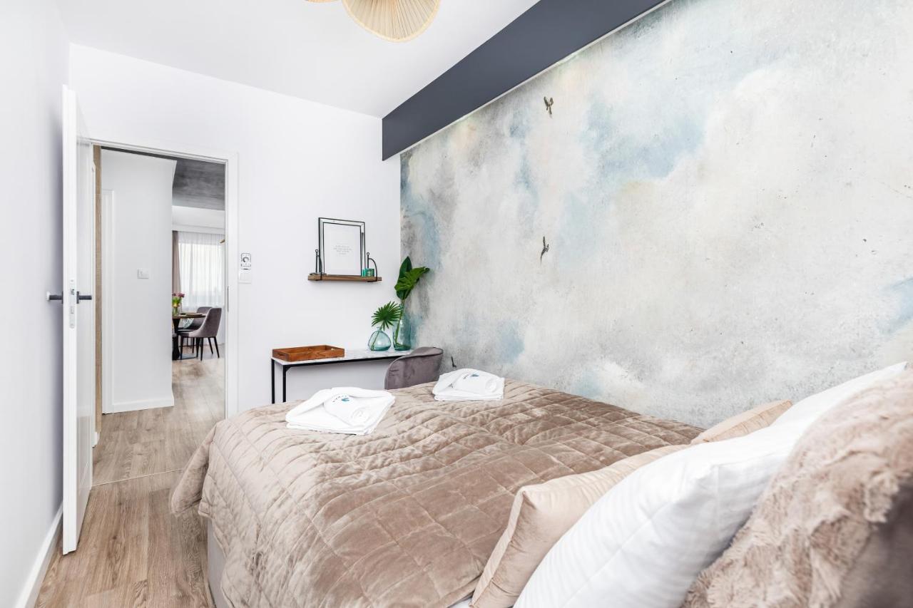 City View Apartment By Noclegi Renters 斯维诺乌伊希切 外观 照片